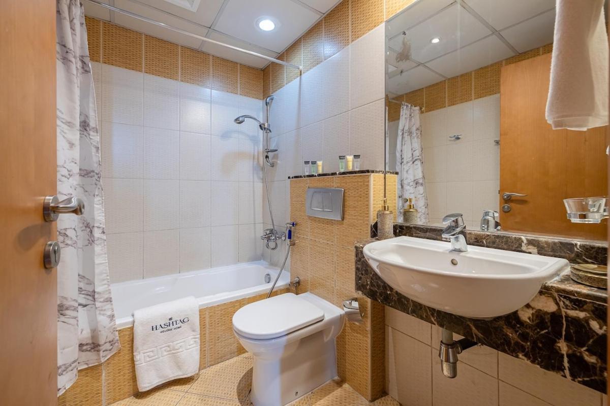 2 Bedroom Apartment I Marina Diamond 4 I Close To Metro دبي المظهر الخارجي الصورة