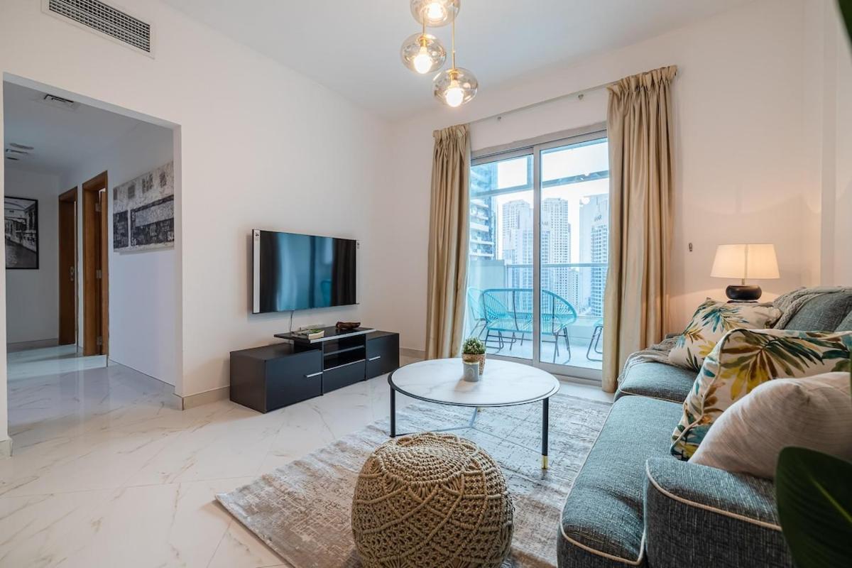 2 Bedroom Apartment I Marina Diamond 4 I Close To Metro دبي المظهر الخارجي الصورة