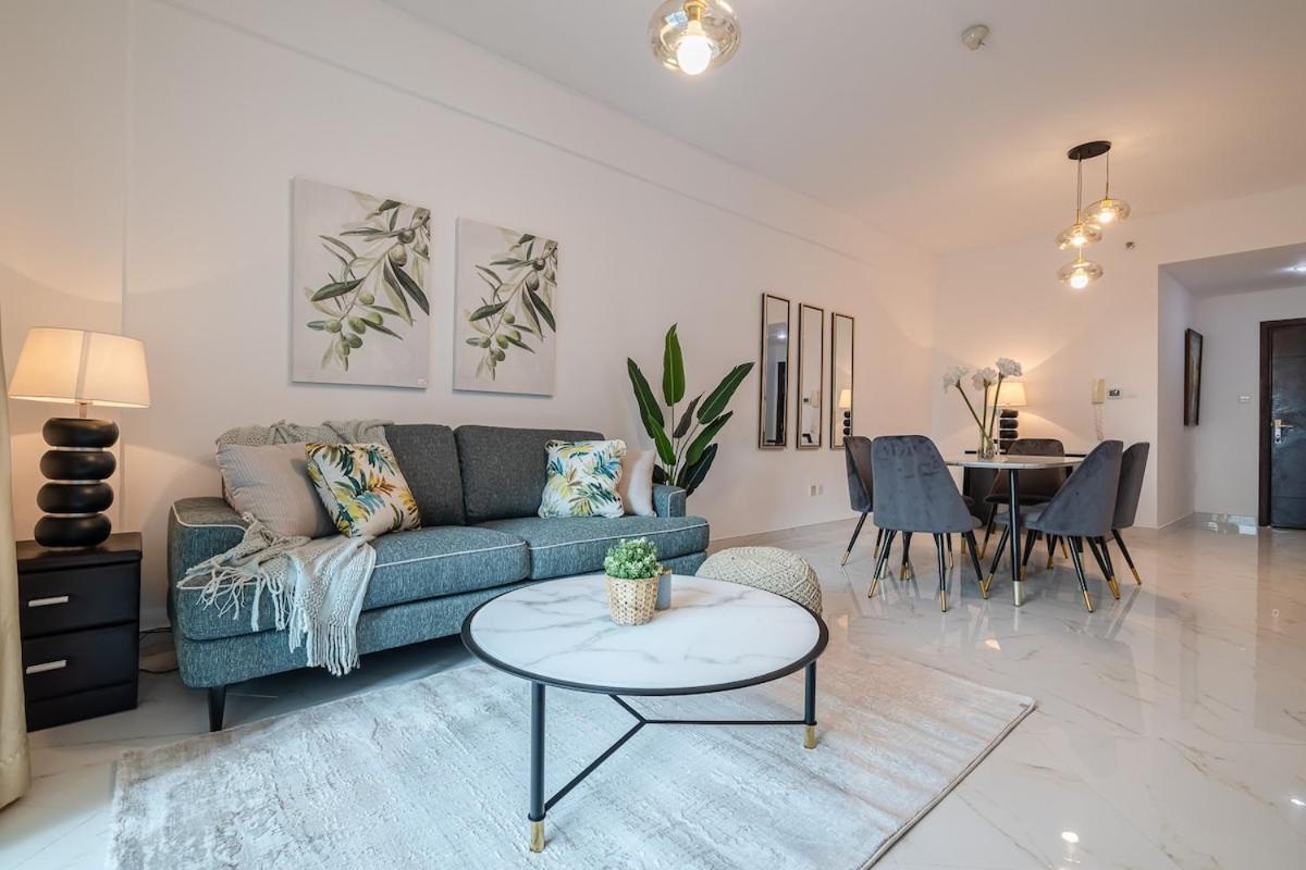 2 Bedroom Apartment I Marina Diamond 4 I Close To Metro دبي المظهر الخارجي الصورة