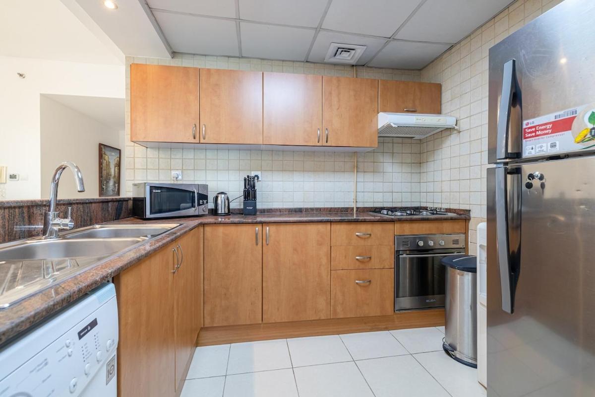 2 Bedroom Apartment I Marina Diamond 4 I Close To Metro دبي المظهر الخارجي الصورة
